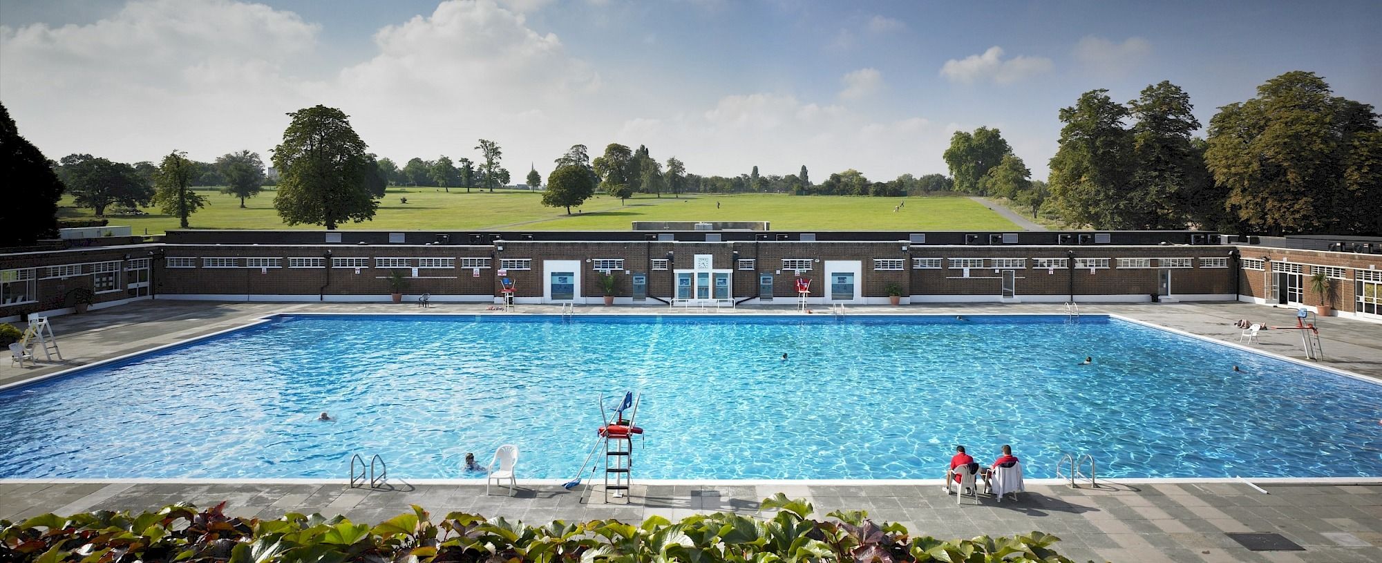 brockwell lido london