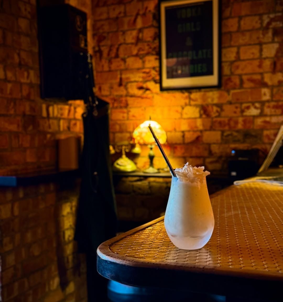 champagne pina colada coupette london