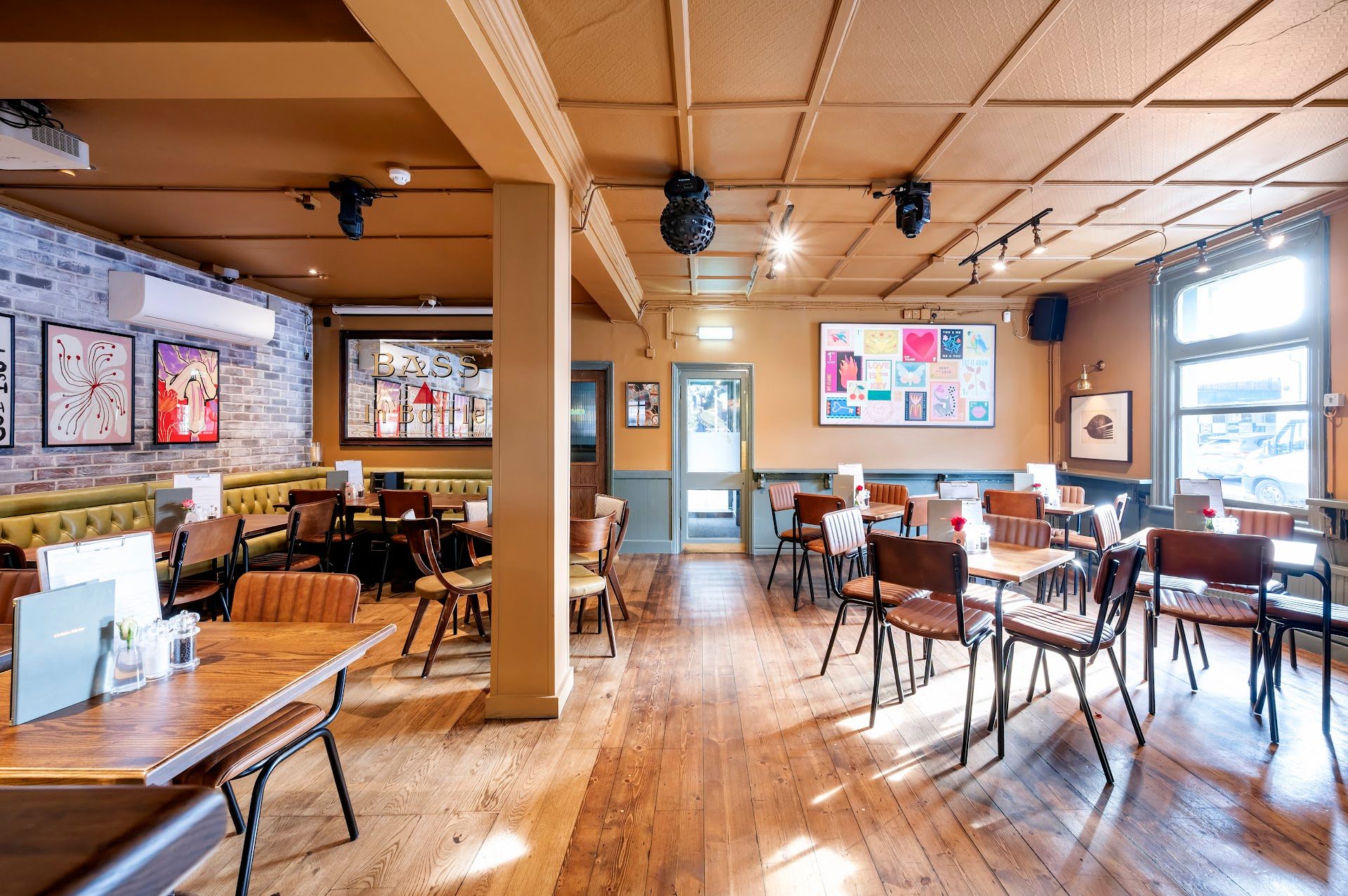 the falcon clapham.jpg