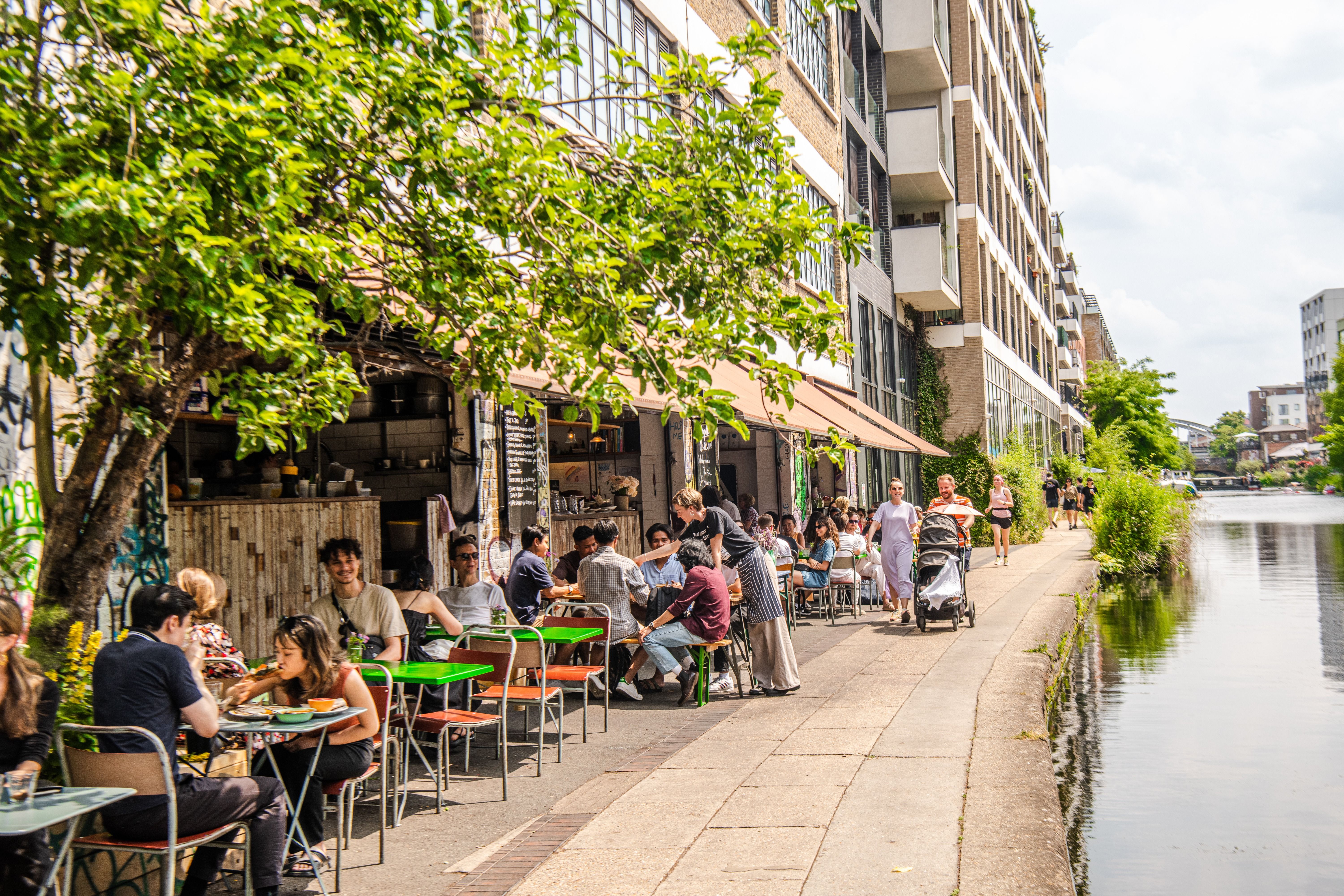 towpath cafe summer in london